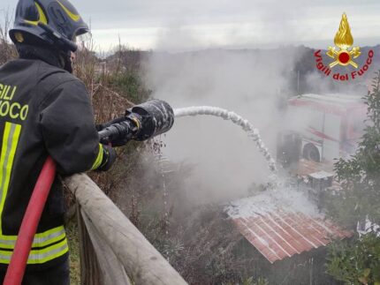 Incendio a Montefiore dell'Aso